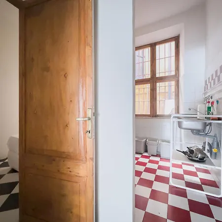 Casa Sant' Elena Hotel *