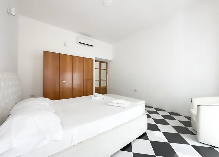 Casa Sant' Elena 호텔